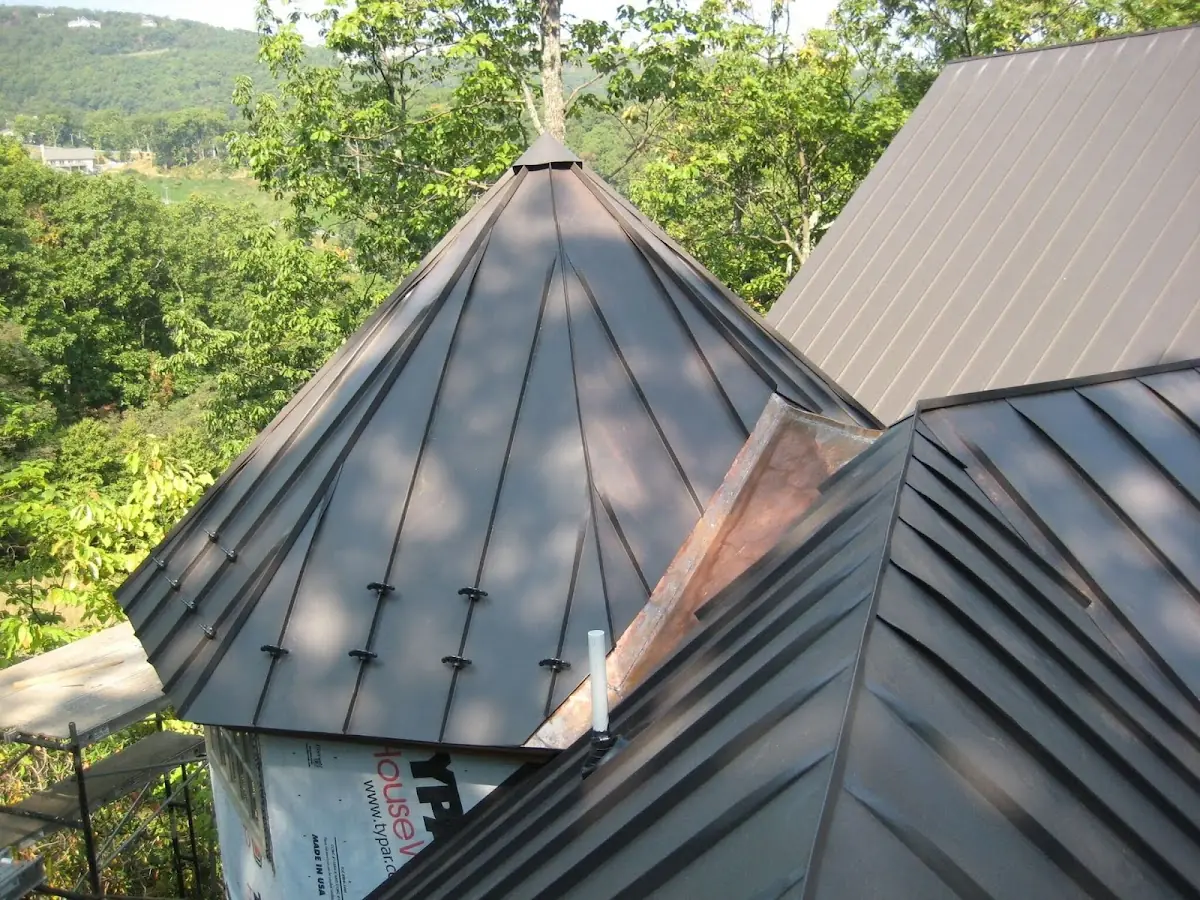 Professional Roof Tarp Installation by Craftsman Roofing in Tobin Hill